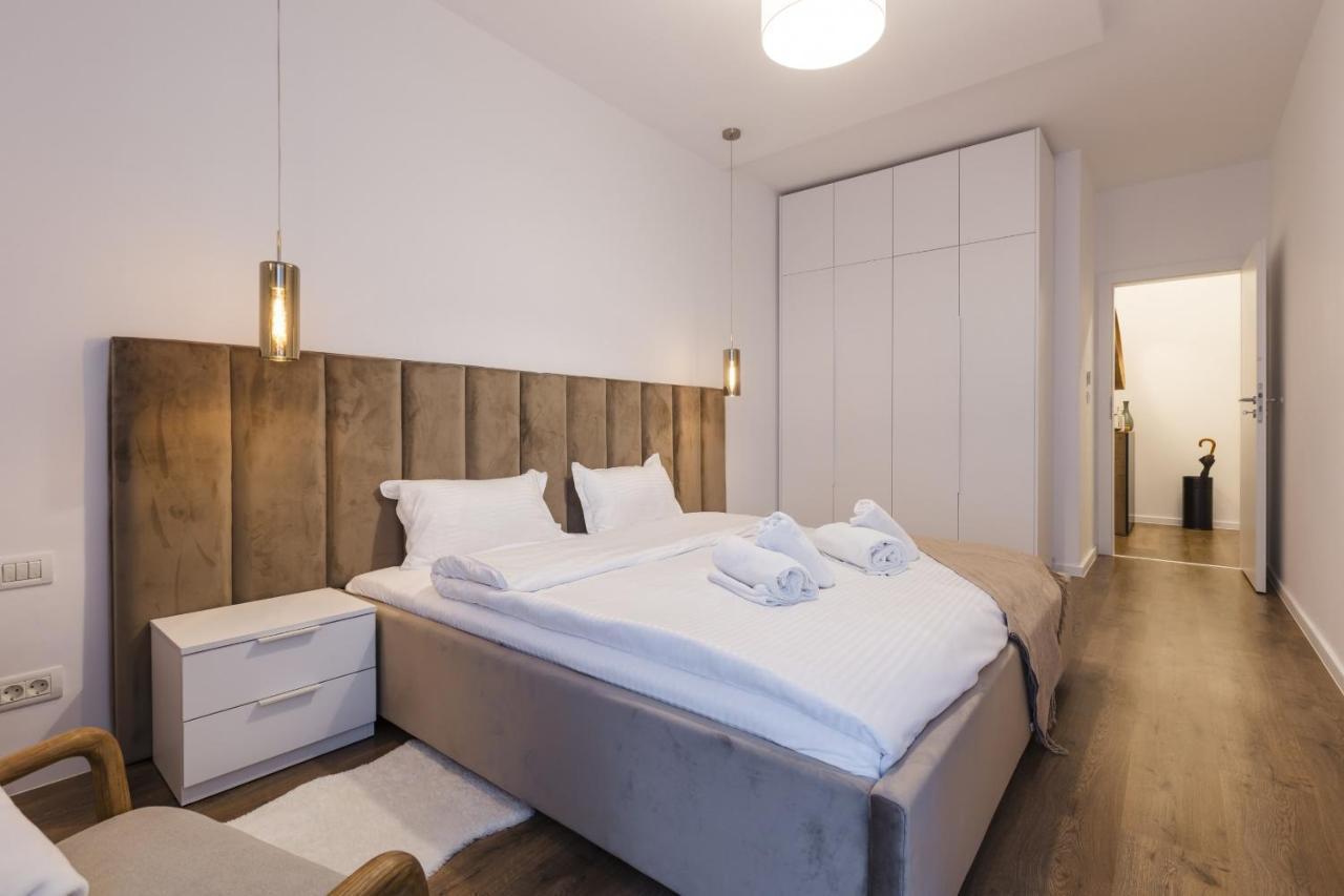 Apartment Near Iulius Mall With Balcony & Private Parking 티미쇼아라 외부 사진