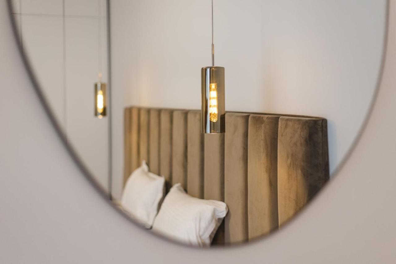 Apartment Near Iulius Mall With Balcony & Private Parking 티미쇼아라 외부 사진