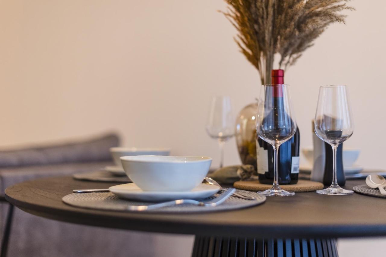Apartment Near Iulius Mall With Balcony & Private Parking 티미쇼아라 외부 사진